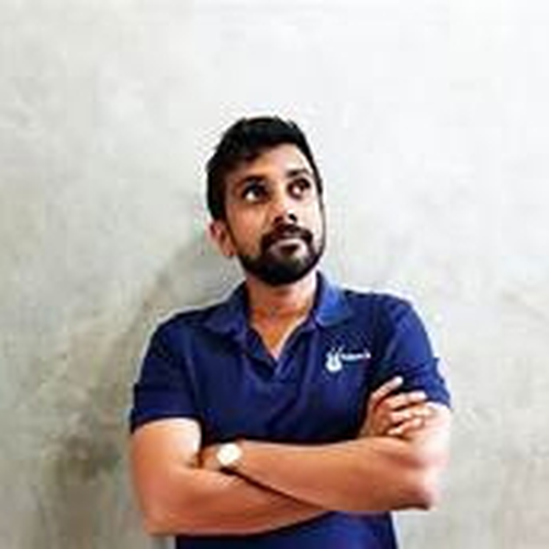 Lahiru Pathmalal (Director E-Commerce of Komar)